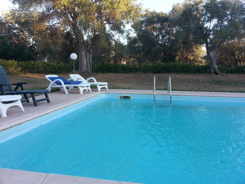 Bed and Breakfast La Piana Degli Ulivi Россано Экстерьер фото